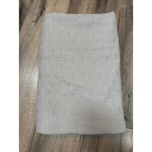 Veritas William Sonoma Large Textured Soft Gray Blanket 51 x 74”